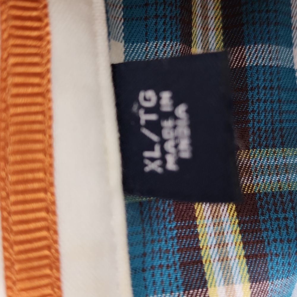 Robert Graham long sleeve plaid button down shirt size XL - Picture 11 of 12